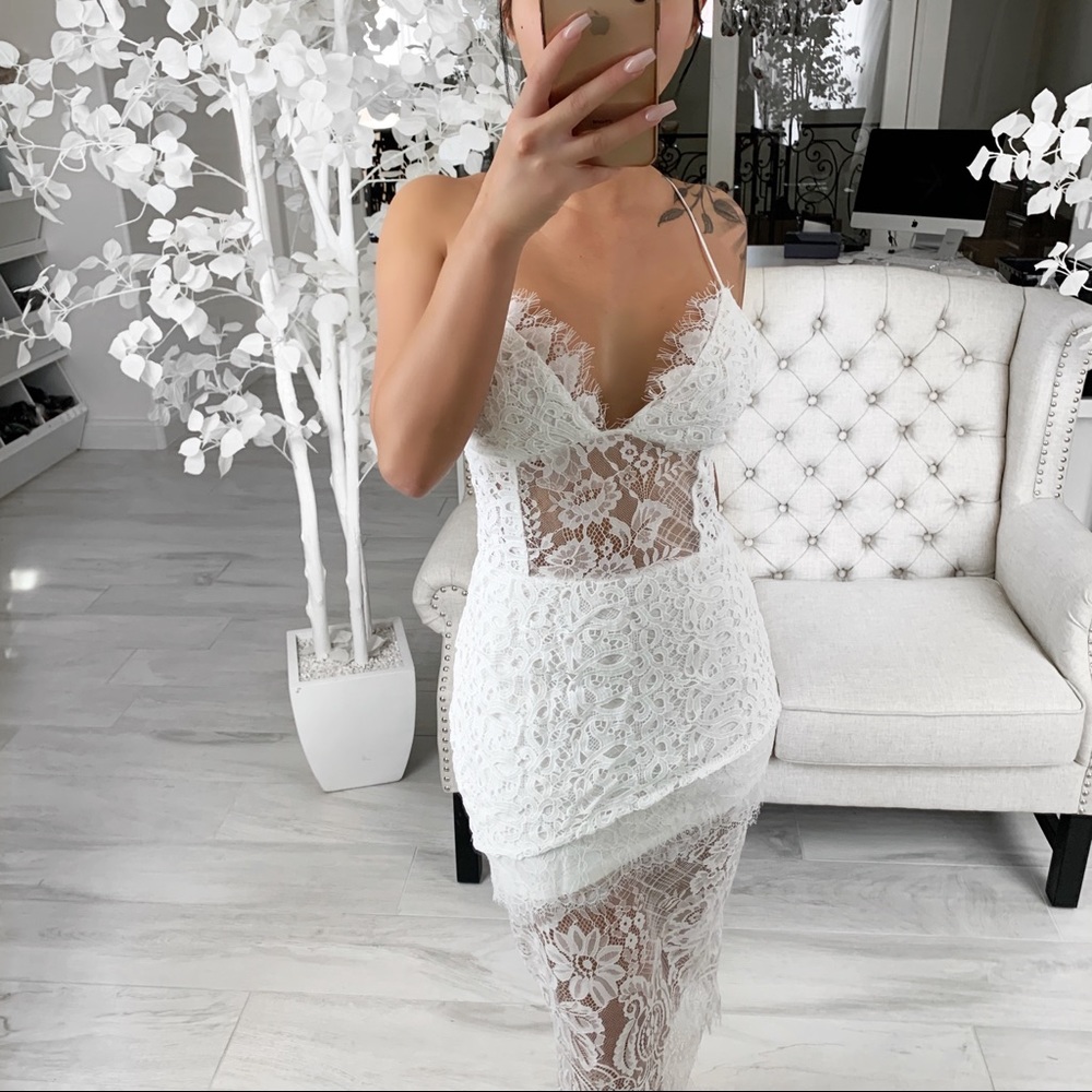 NWT - Ekattire - 🆕♥️BE MINE in Ivory - M